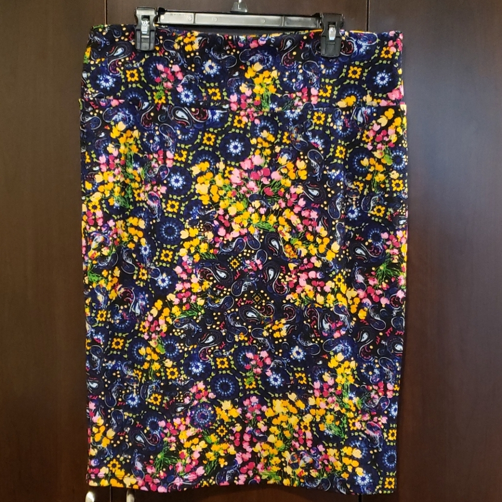 lularoe high waisted pencil skirt